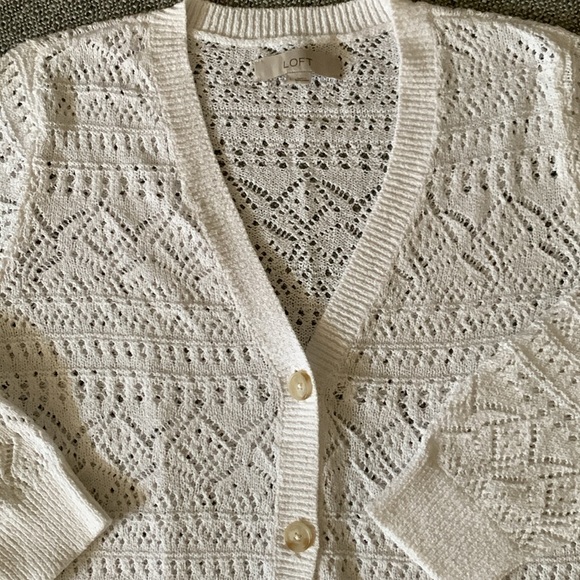 NWOT Loft v neck, button front, 3/4 sleeve, open stitch sweater, sz L - Picture 2 of 3